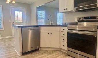 155 Pecan Grove Dr, Aberdeen, NC 28315