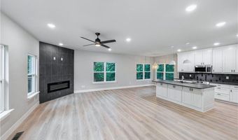 6 Duart Ln, Bella Vista, AR 72715