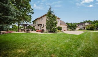 985 W Martin Ave, Amherst, OH 44001