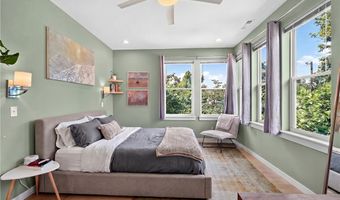 303 SE B St, Bentonville, AR 72712