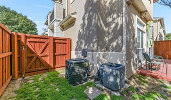 4102 Oberlin Way, Addison, TX 75001