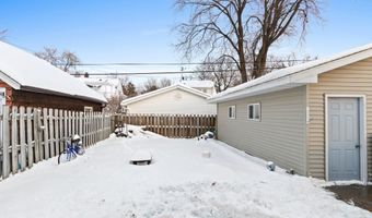 1604 N CLARK St, Appleton, WI 54911