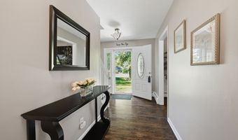 8 Winthrop Rd, Bethel, CT 06801