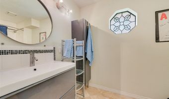 17113 Upper Bay Rd, Addison, TX 75001