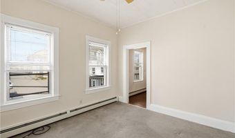 68 WINTER St, Lincoln, RI 02838