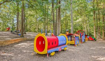 7401 WESTLAKE Ter #215, Bethesda, MD 20817