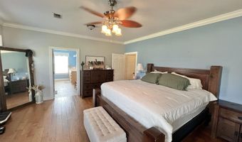 2259 E Laurel St, Atmore, AL 36502