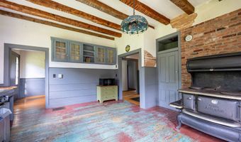 1199 Goss Hill Rd, Barnet, VT 05821