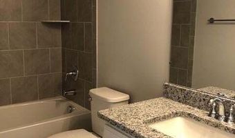 2780 Ashcombe Dr, Ann Arbor, MI 48105