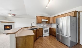 308 W Waterford Ct, Andover, KS 67002