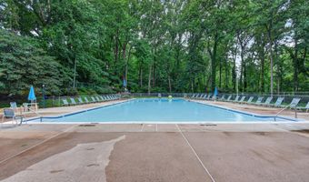 7753 PATRIOT Dr 54, Annandale, VA 22003
