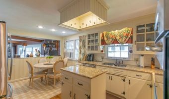 92 Forest Rd, Agawam, MA 01001
