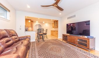 641 Louise Dr, Ann Arbor, MI 48103