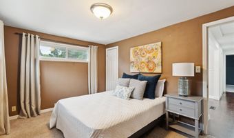 1507 S WALDEN Ave, Appleton, WI 54915
