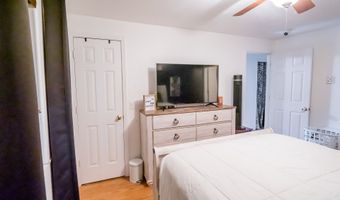 1852 S 60TH St, Springfield, OR 97478