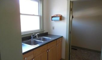 230 Searsport Ave, Belfast, ME 04915