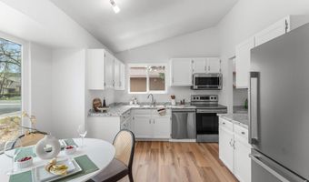 635 S Joplin St, Aurora, CO 80017