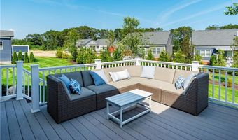 25 Wescott Way 80, Coventry, RI 02816