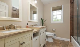 18 Penny Ln, Bayville, NJ 08721