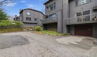 7 Wake Robin Rd 1604, Lincoln, RI 02865