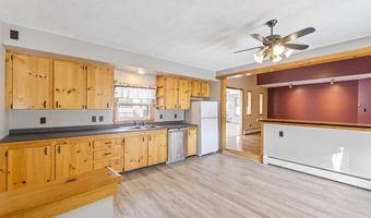 823 Washington St N, Auburn, ME 04210