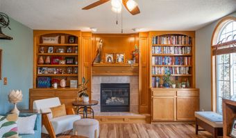 1113 9th Ave SE, Altoona, IA 50009