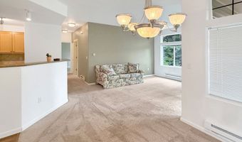 14735 SW BEARD Rd 102, Beaverton, OR 97007