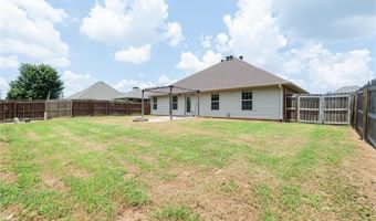 2001 Yukon Dr, Barling, AR 72923