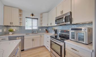 66 Laumakani Loop, Kihei, HI 96753