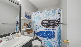 158 Woodstone Cir, Albany, GA 31701