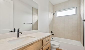 1490 N 162nd Ter, Basehor, KS 66007