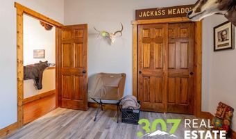 1643 Stella Ct, Cody, WY 82414