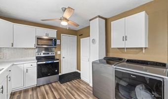 135 Brown St, Appomattox, VA 24522