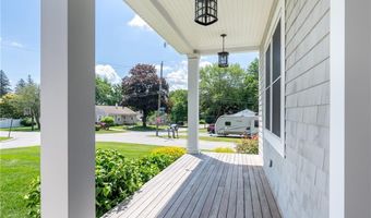 96 Evergreen St, Cumberland, RI 02864