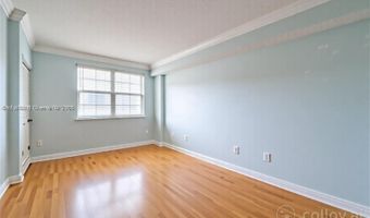 10140 W Bay Harbor Dr 502B, Bay Harbor Islands, FL 33154