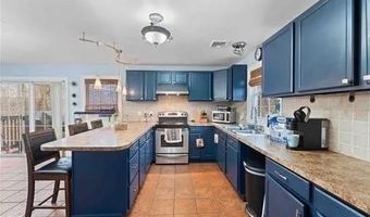 18 Calef St, Cranston, RI 02920