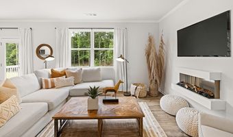 3863 DONETTA Dr, Atlanta, GA 30349