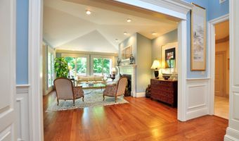2 Schuyler Ln 2, Bloomfield, CT 06002