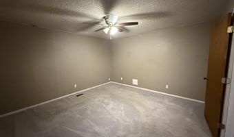 1901 W Briscoe Ave, Artesia, NM 88210