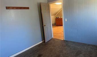 5 Lakeside Ave, Cranston, RI 02910