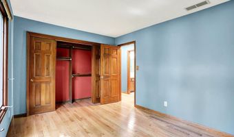 50 Charing Cross Rd, Indianapolis, IN 46217