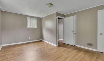 1216 Beaver Rd, Ambridge, PA 15003