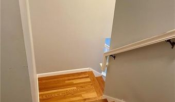 58 Rawlinson Dr, Coventry, RI 02816