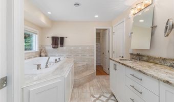 120 Fox Run, East Greenwich, RI 02818