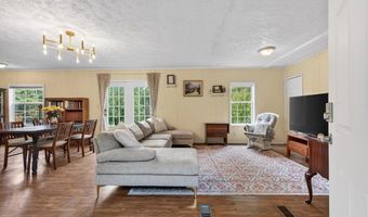 167 Forrest Creek Dr, Austinville, VA 24312