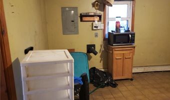 30 Hollywood Ave, Coventry, RI 02816