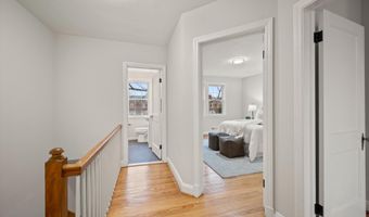 323 STRATFORD Rd, Baltimore, MD 21228