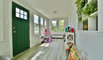 41 Van Buren Ave, Albany, NY 12205