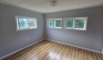 118 Old Belgrade Rd, Augusta, ME 04330