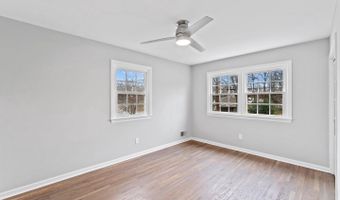 8404 CHERRY VALLEY Ln, Alexandria, VA 22309